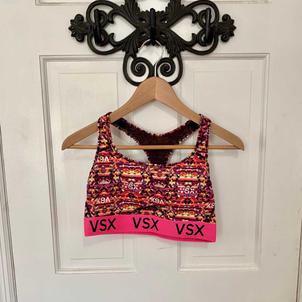 NWOT Victoria’s Secret Sports bra